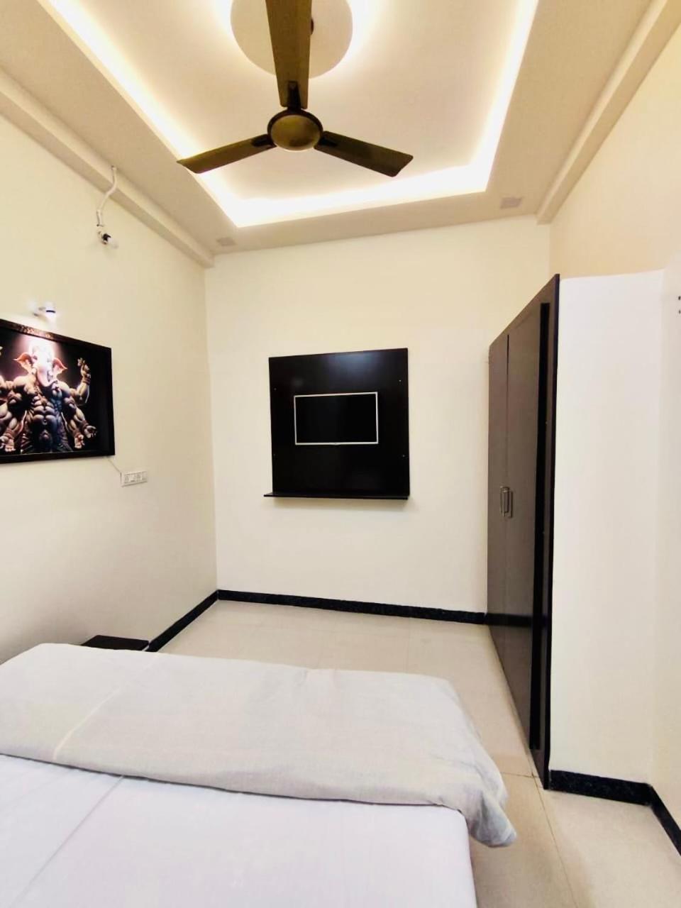 Ap Suite - By Ap Villa'S And Resort'S ウッジャイン エクステリア 写真